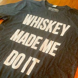 HG Apparel Whiskey Made Me Do It T-Shirt - Medium Mens Graphic Tee NWT